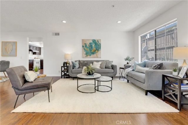 201 Palmetto 7, Alhambra, CA 91801