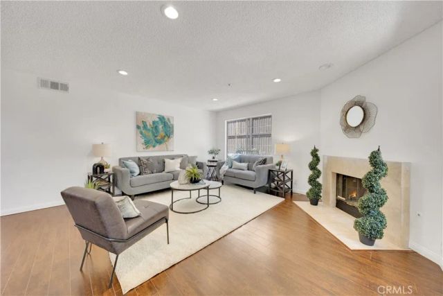 201 Palmetto 7, Alhambra, CA 91801