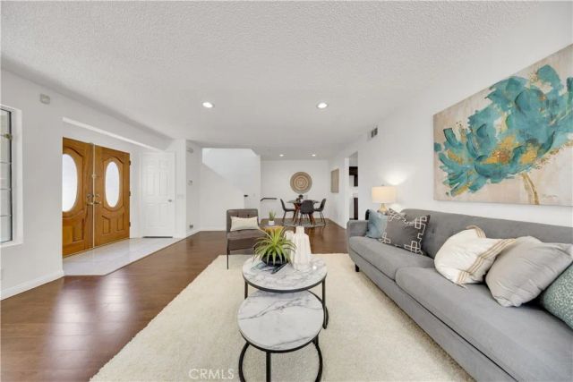201 Palmetto 7, Alhambra, CA 91801