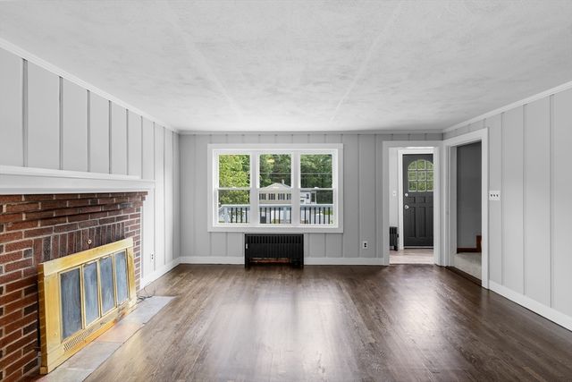 578 Central St, Stoughton, MA 02072