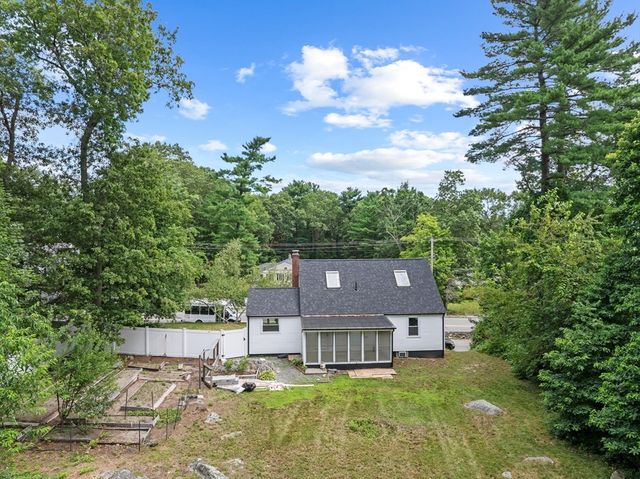 578 Central St, Stoughton, MA 02072