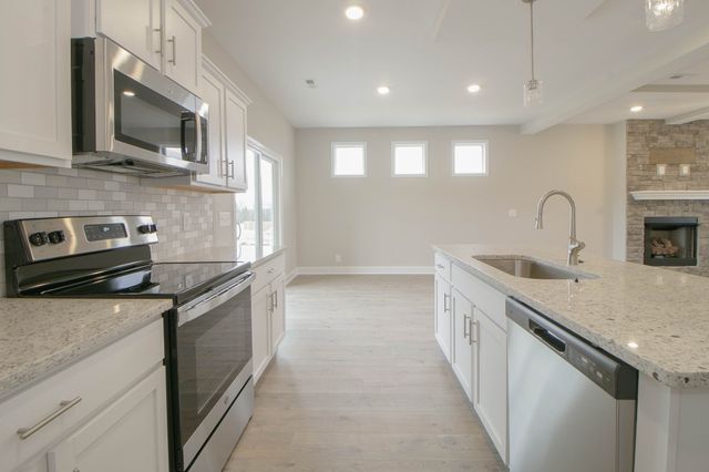 2074 Ireland Way, Clarksville, TN 37042