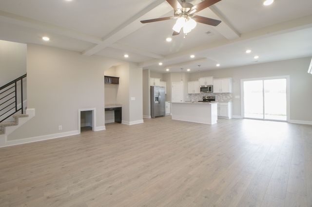 2074 Ireland Way, Clarksville, TN 37042
