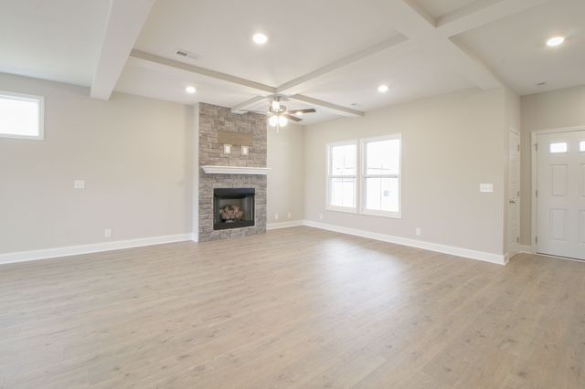 2074 Ireland Way, Clarksville, TN 37042