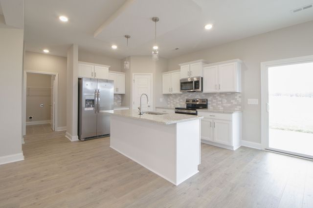2074 Ireland Way, Clarksville, TN 37042
