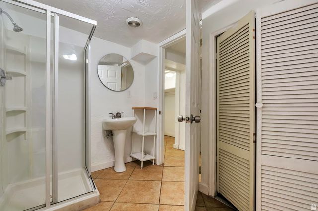 571 E 2700 ST, Salt Lake City, UT 84106