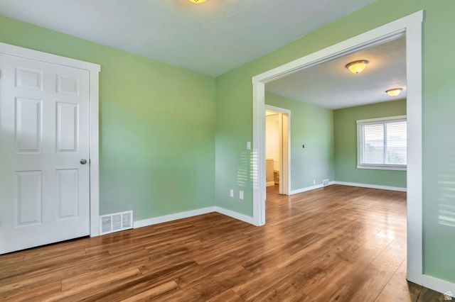 571 E 2700 ST, Salt Lake City, UT 84106
