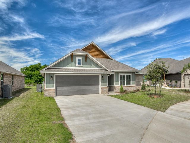 12513 Dolche Vita Drive, Yukon, OK 73099