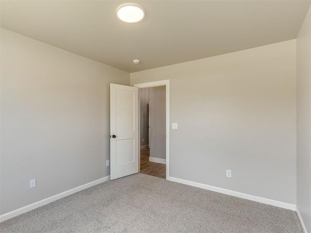 12513 Dolche Vita Drive, Yukon, OK 73099