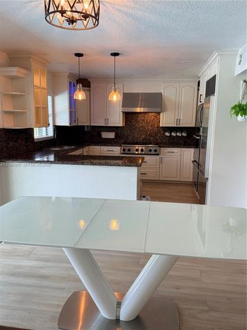 20501 SW 50th Place, Southwest Ranches, FL 33332