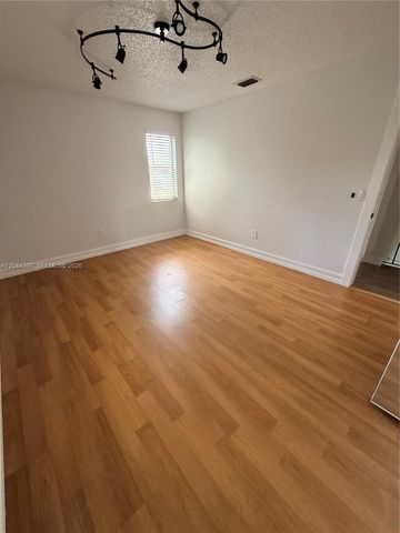 20501 SW 50th Place, Southwest Ranches, FL 33332