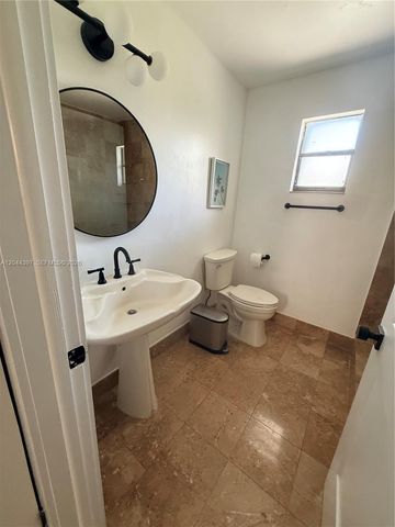 20501 SW 50th Place, Southwest Ranches, FL 33332