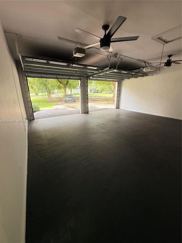 20501 SW 50th Place, Southwest Ranches, FL 33332