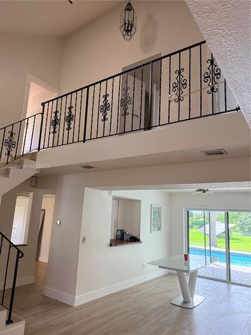 20501 SW 50th Place, Southwest Ranches, FL 33332
