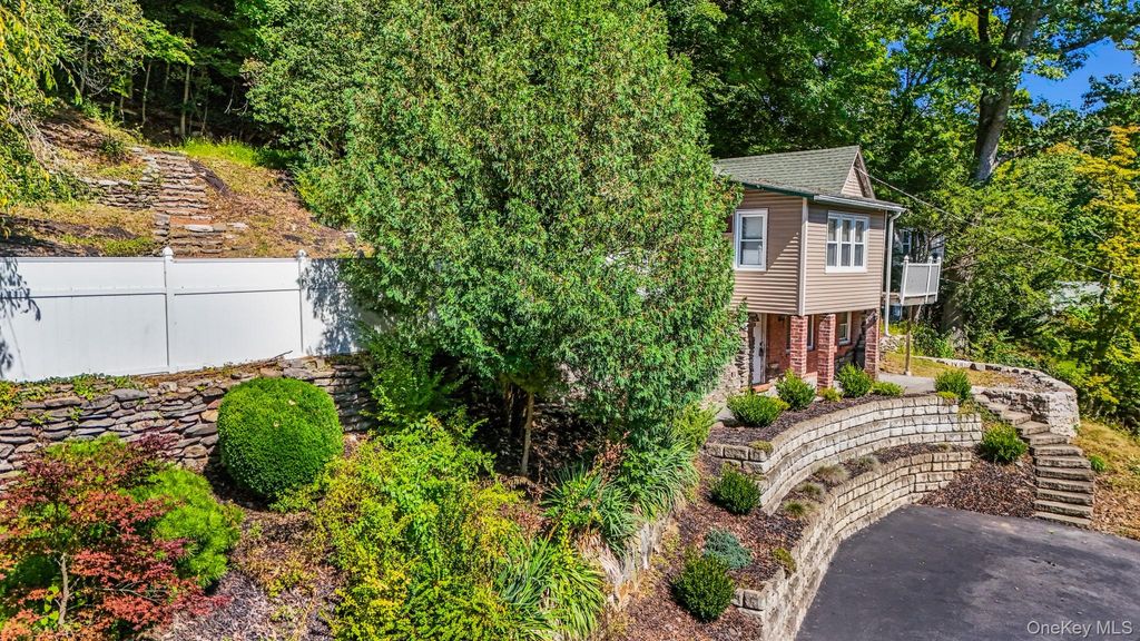 22 Harper Street, Lake Peekskill, NY 10537 — photo 4