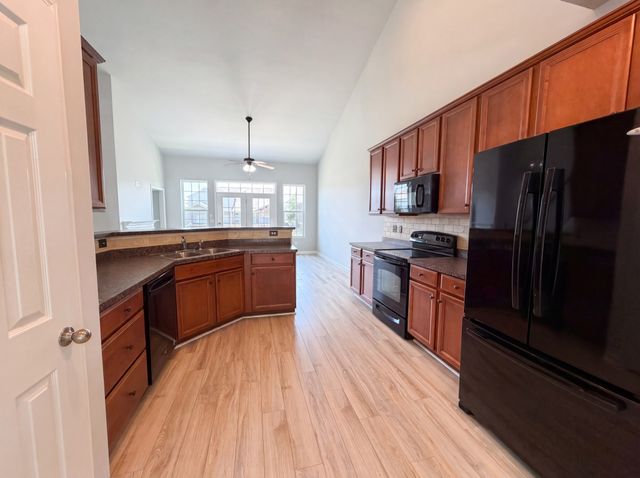 2404 Trivaca Ln, Nolensville, TN 37135