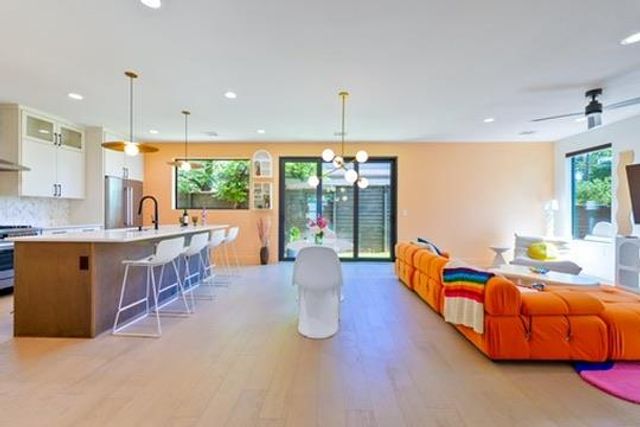 2201 E 16th ST, Austin, TX 78702