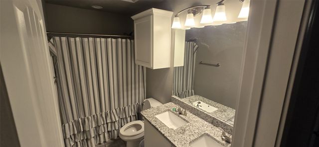 448 Chase Avenue, Cleburne, TX 76031