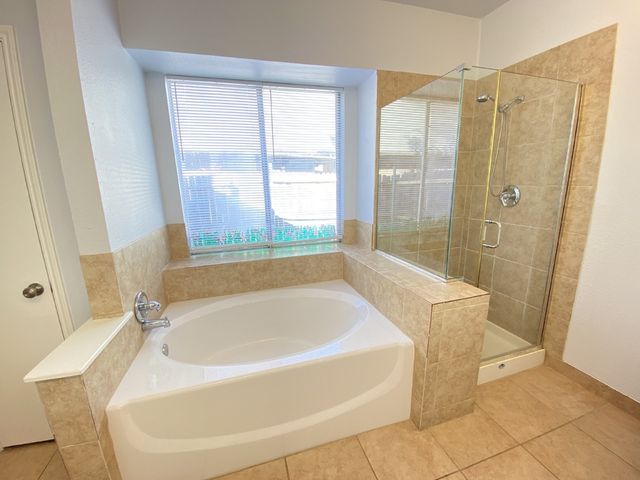 4150 Briar Hill Drive, Grand Prairie, TX 75052