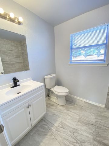 4150 Briar Hill Drive, Grand Prairie, TX 75052