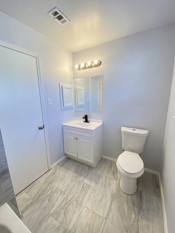 4150 Briar Hill Drive, Grand Prairie, TX 75052