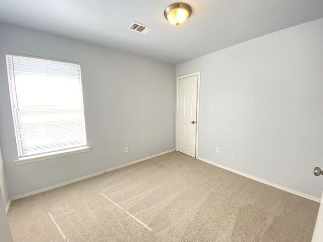 4150 Briar Hill Drive, Grand Prairie, TX 75052