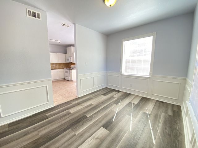 4150 Briar Hill Drive, Grand Prairie, TX 75052