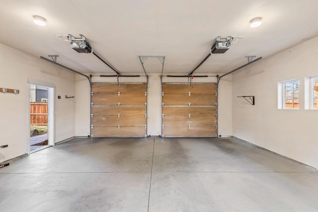 20174 Archie Briggs Road, Bend, OR 97703