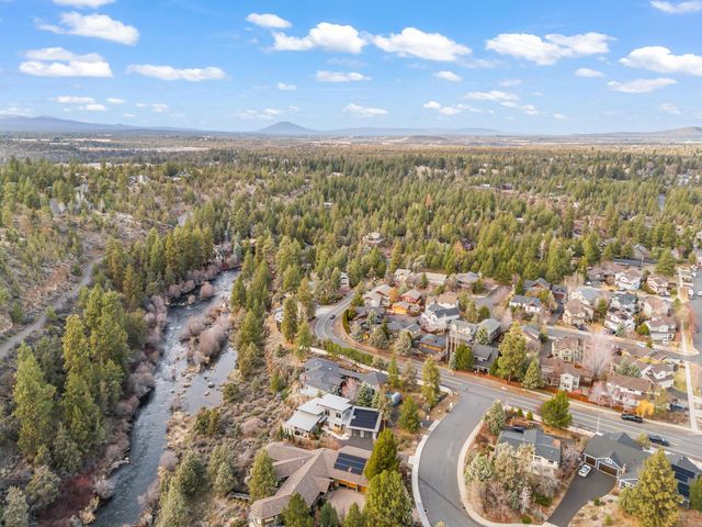 20174 Archie Briggs Road, Bend, OR 97703