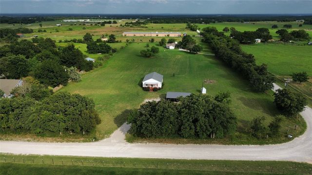 1306 Winn Road, Bowie, TX 76230