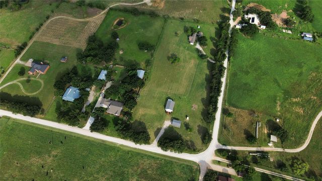 1306 Winn Road, Bowie, TX 76230