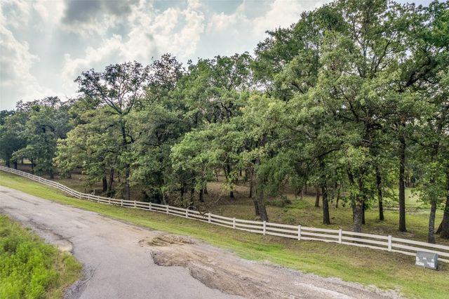 Lot 3 SE CR 2359, Streetman, TX 75859
