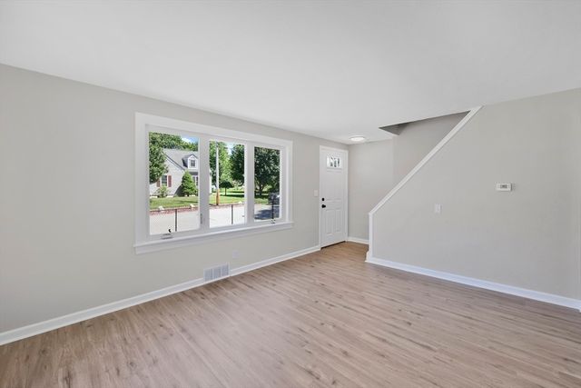 56 Glenwood St, Ludlow, MA 01056