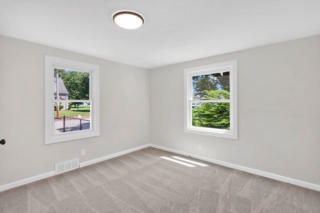 56 Glenwood St, Ludlow, MA 01056