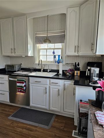 2105 Shroyer Road, Oakwood, OH 45419