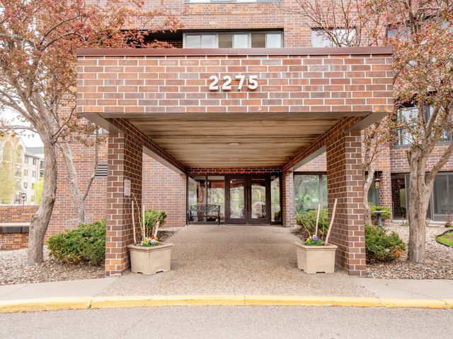 2275 Youngman Avenue 306W, Saint Paul, MN 55116