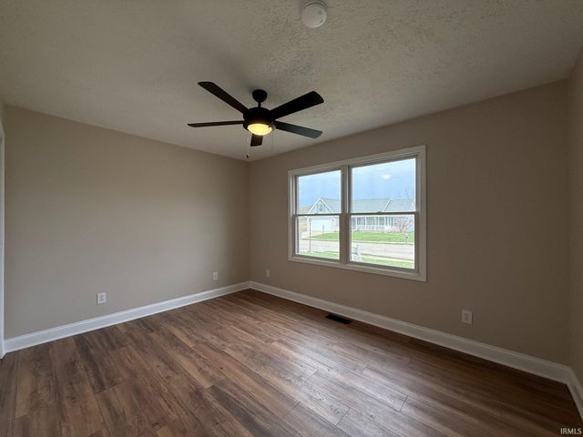 207 Sandalwood Drive, Monticello, IN 47960