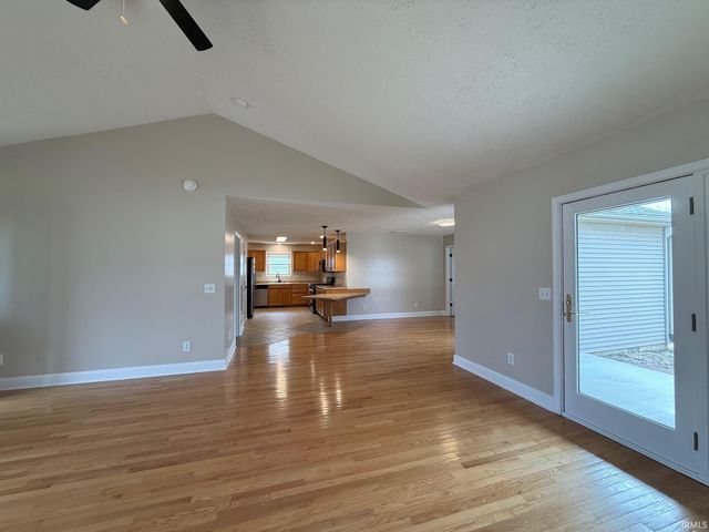 207 Sandalwood Drive, Monticello, IN 47960