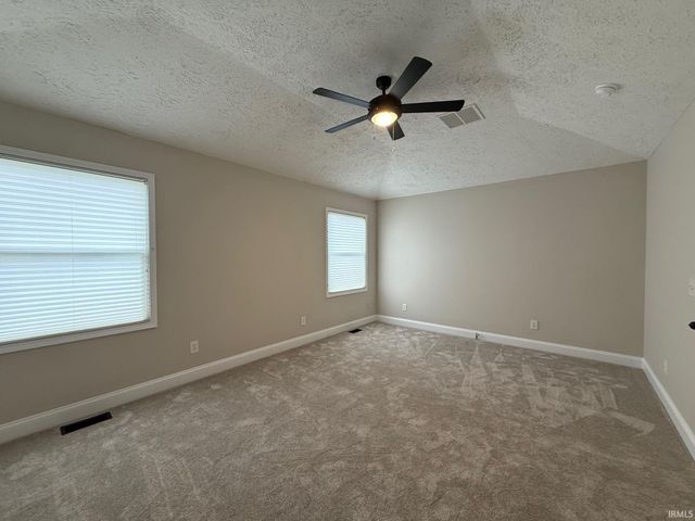 207 Sandalwood Drive, Monticello, IN 47960