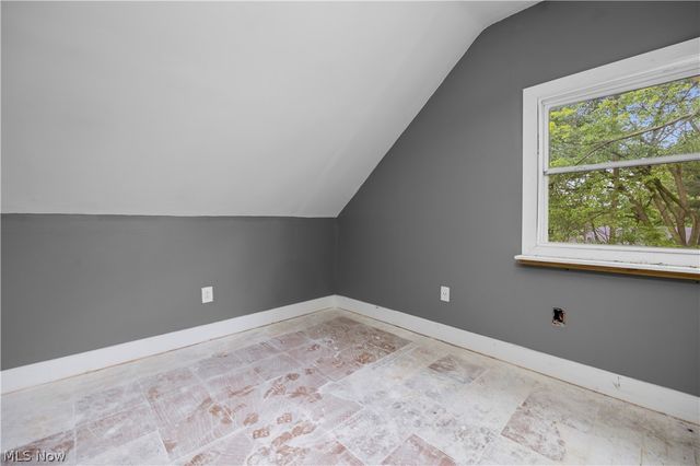 2922 Cory Avenue, Akron, OH 44314