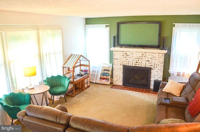 603 S PINE ST, Red Lion, PA 17356