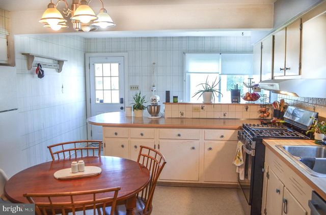 603 S PINE ST, Red Lion, PA 17356