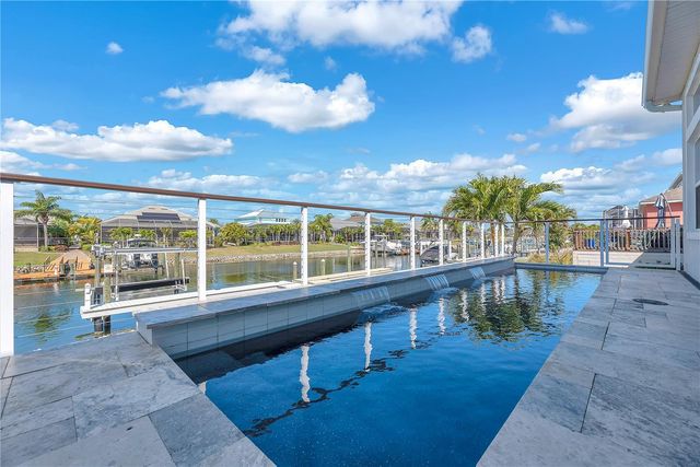 5305 WISHING ARCH DRIVE, Apollo Beach, FL 33572