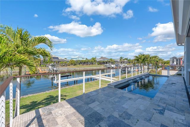 5305 WISHING ARCH DRIVE, Apollo Beach, FL 33572