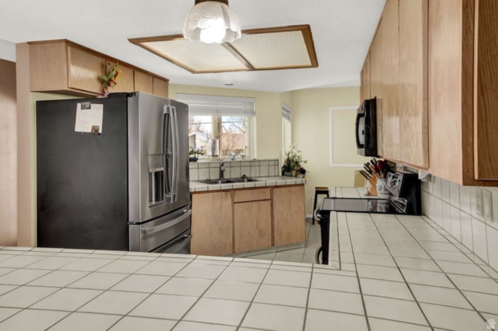 Image 13 of property listing at 2068 N 1600 E, Logan, UT 84341