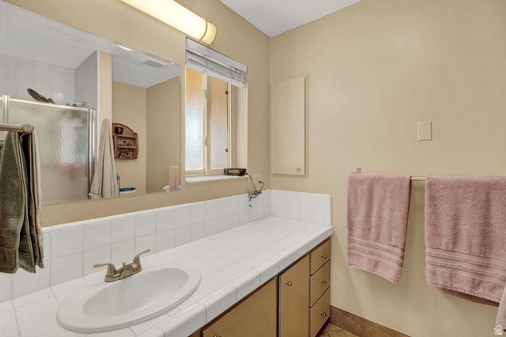 Image 18 of property listing at 2068 N 1600 E, Logan, UT 84341