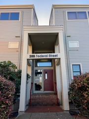 28 Federal St 5, Salem, MA 01970