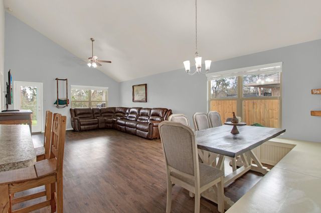 5642 Mesquite Oaks Trail, Spring, TX 77389