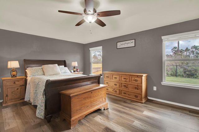 5642 Mesquite Oaks Trail, Spring, TX 77389