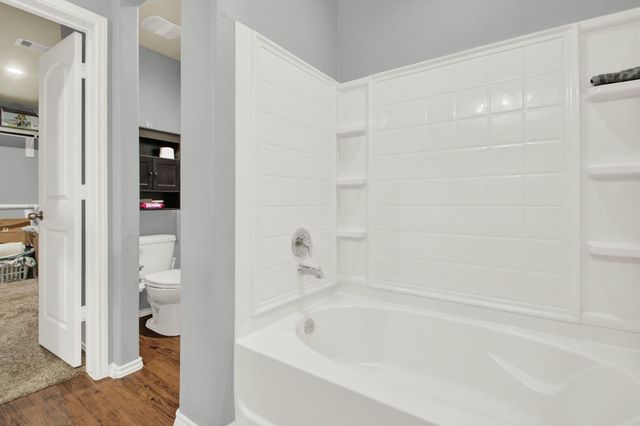 5642 Mesquite Oaks Trail, Spring, TX 77389